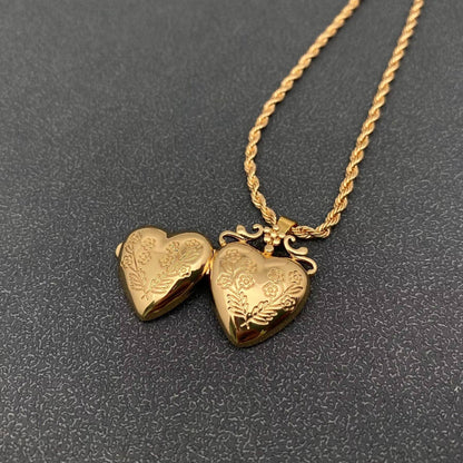 Openable Flowers Heart Locket Gold-plated Necklace
