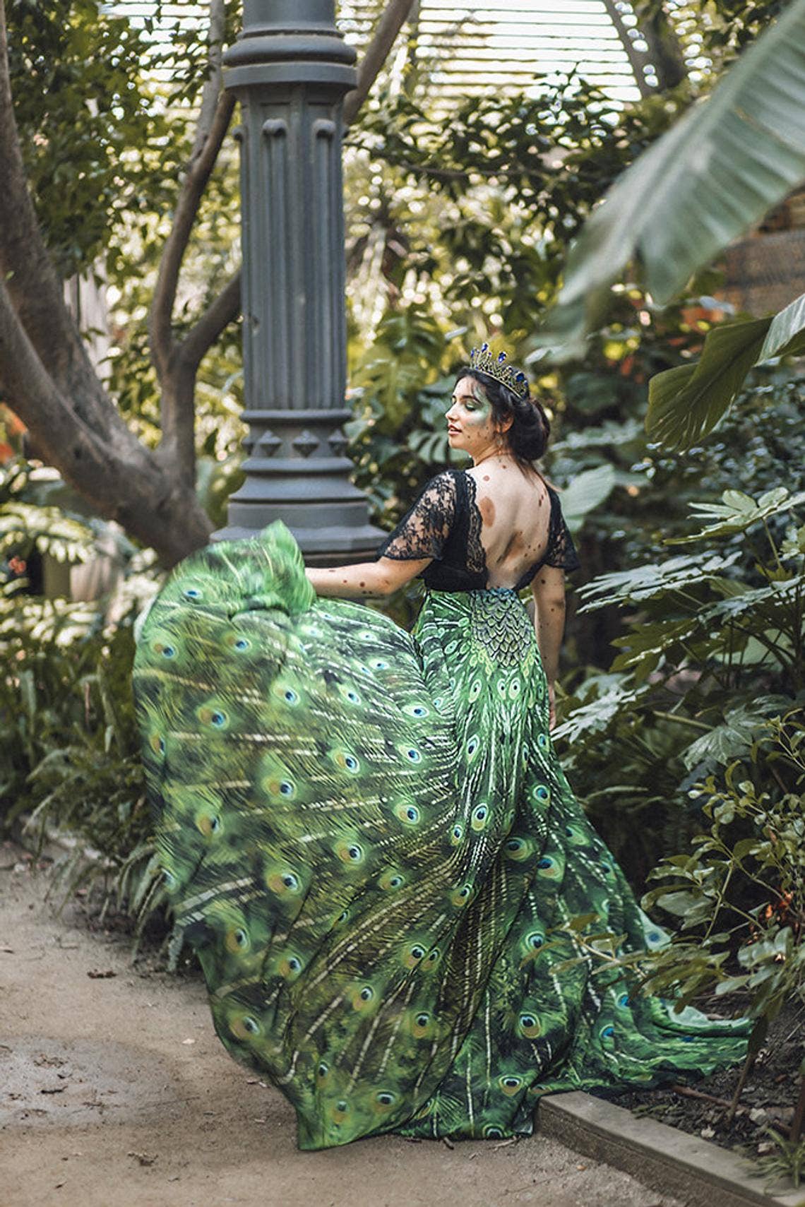 Peacock Cape fantasy skirt cloak feathers green sarong bird - La De Da