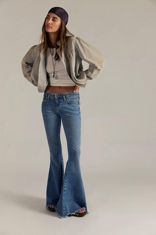 Emre Low-Rise Flare Jeans - Poppy Blue