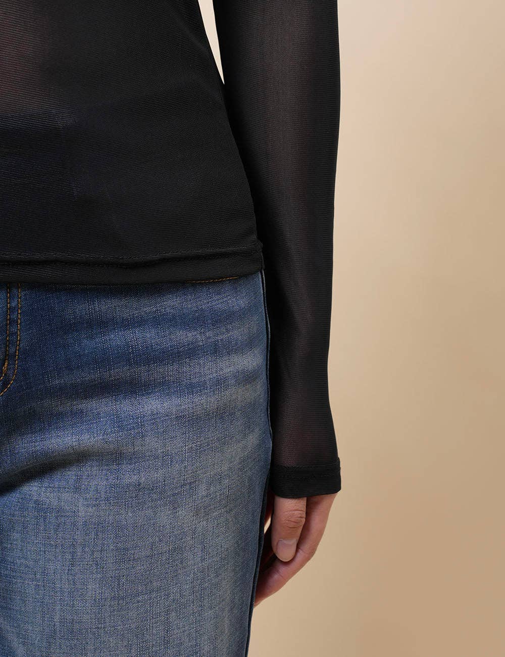 Round Neck Mesh Layering Top - Black