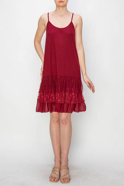 DRESS EXTENDER WITH LACE LAYER - RED