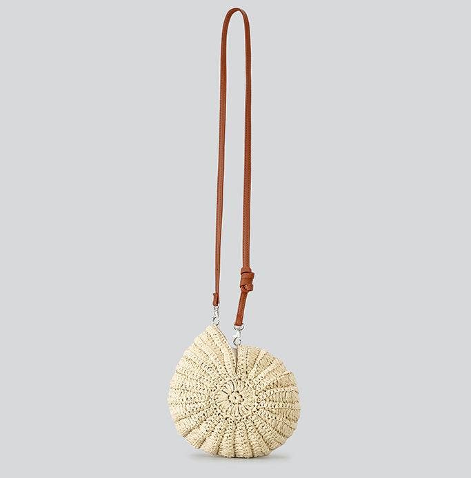 Vacation seaside conch straw crossbody bag - Offwhite