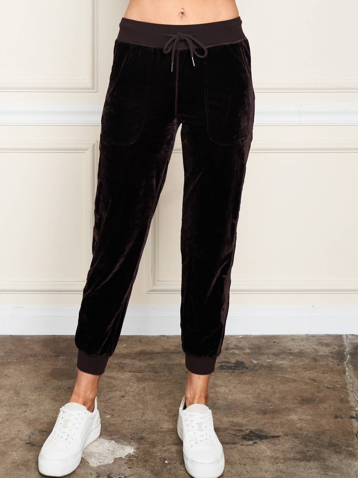 Velvet Jogger - Coffee