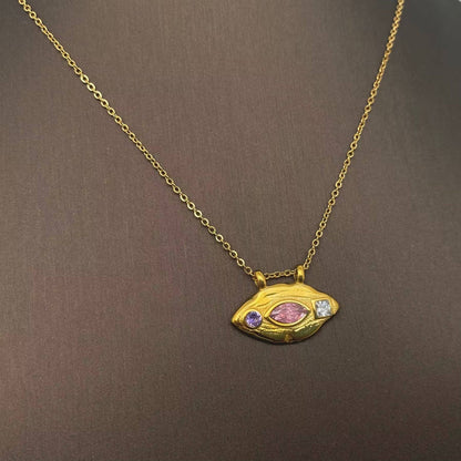 Inlaid Zircon Lip Shape Charm Necklace