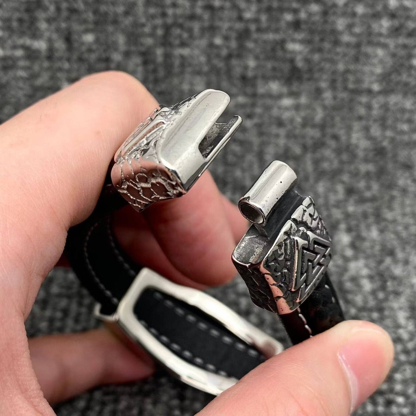 S.Steel Viking Celtic Knot Compass Leather Bracelet