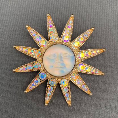 Vintage Rhinestone Inlaid Gold-plated Sun Brooch - MS