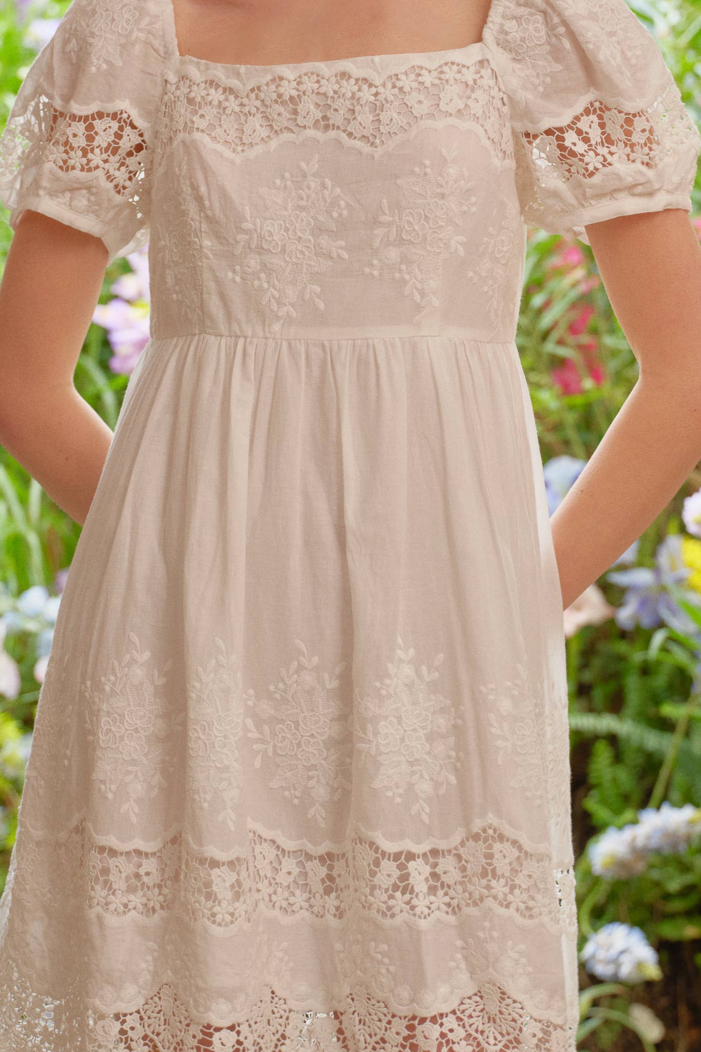 Romantic Garden Lace Dress - White