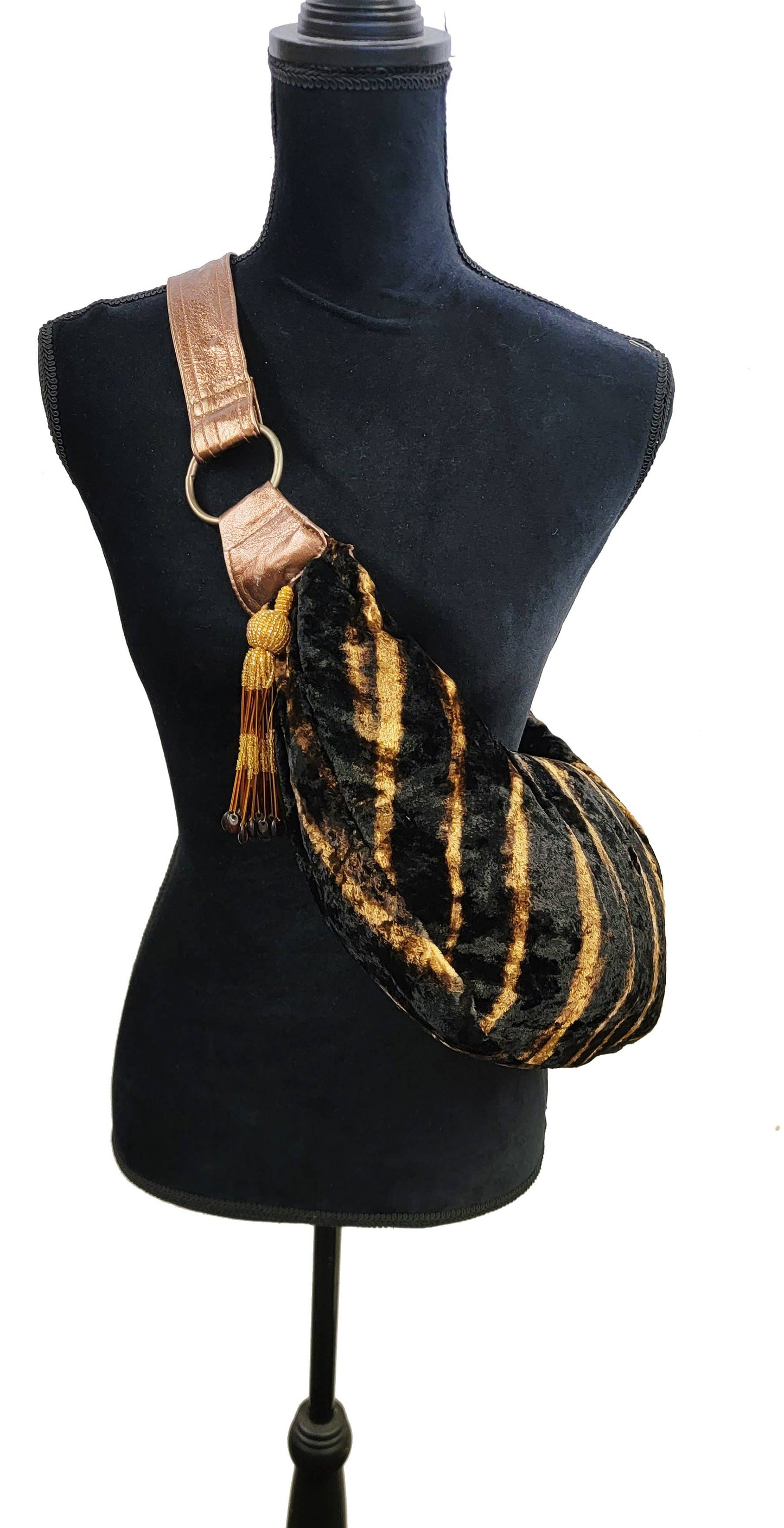 VELVET HOBO TOTE BAG - BROWN 2