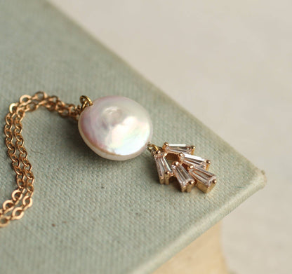 Art Deco Pearl Necklace