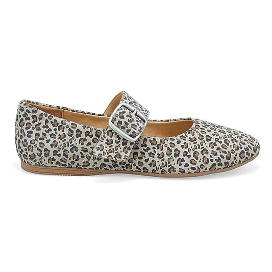 Kaity Flat