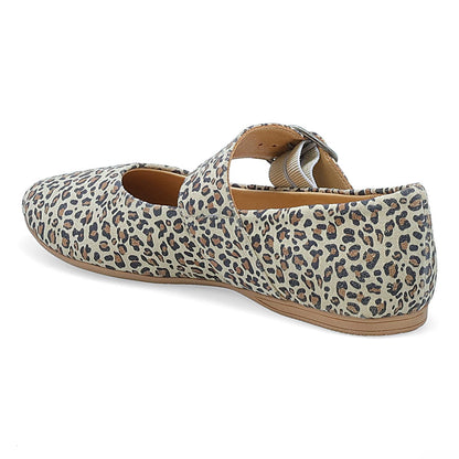 Kaity Flat