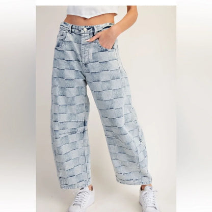 Checker Print Barrel Jean ( Mineral Wash)