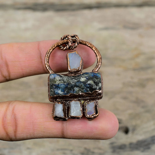 Labradorite Raw Pendant Necklace