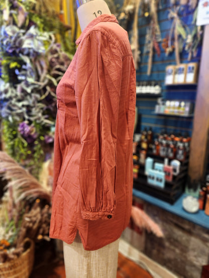 Kleen Linen/ Cotton Long Sleeve Pocket Top