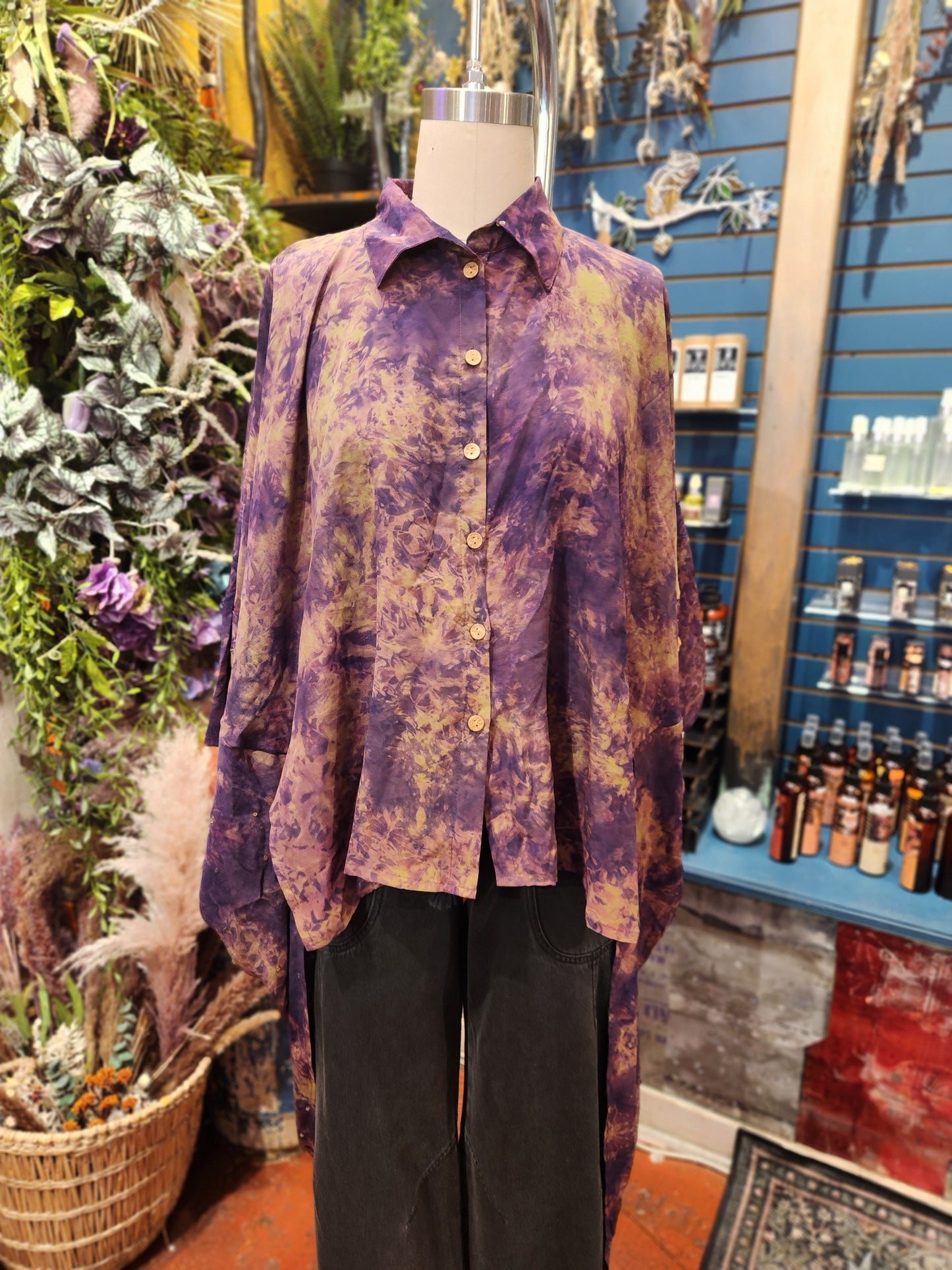 Crepe Sari Summer Nirvana Button Down