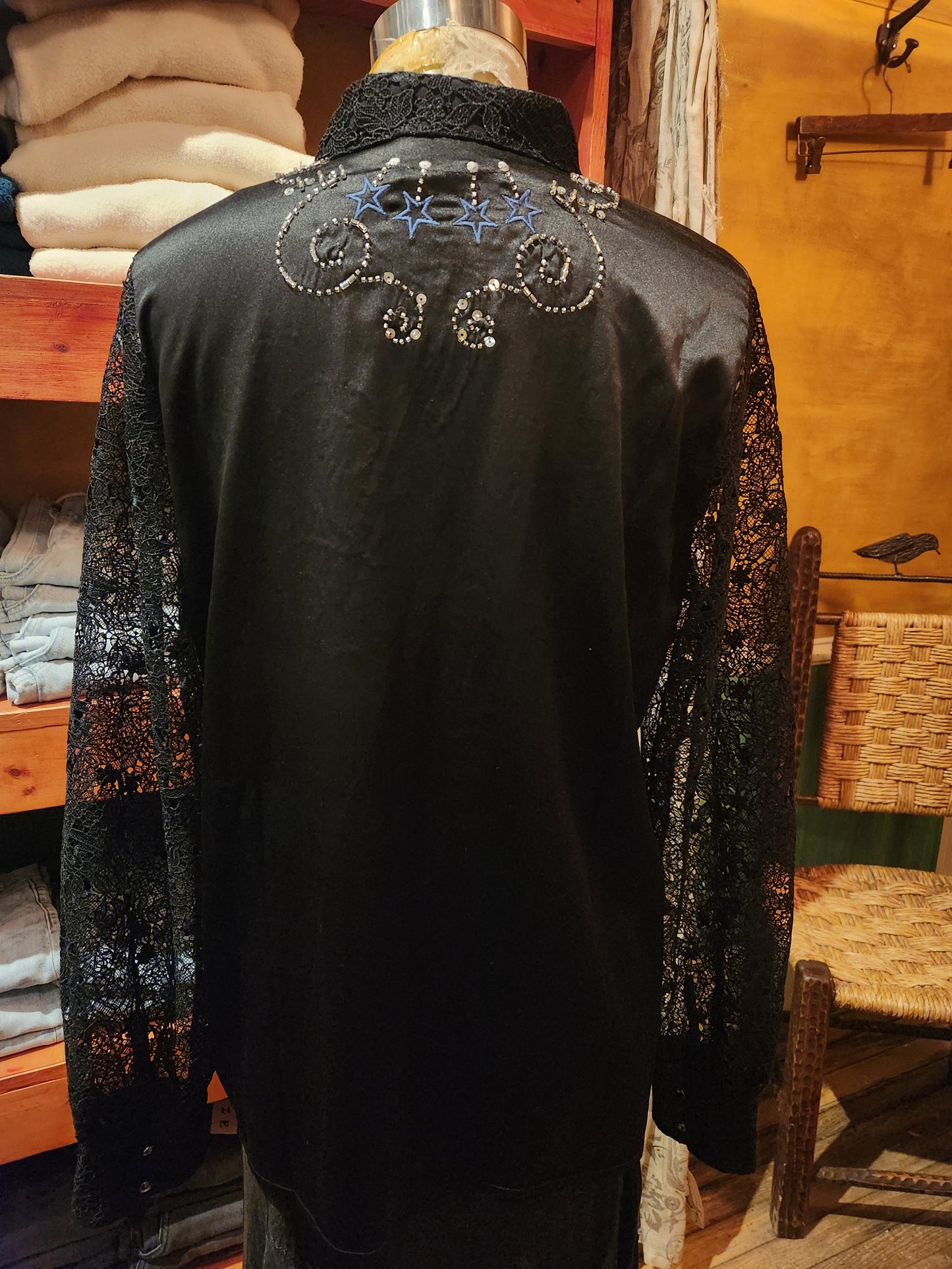 Vanti Embroidered Lace Shirt