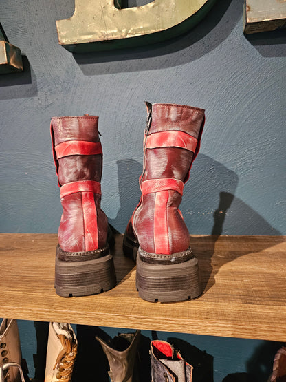 Gamma Boot - White Bordo