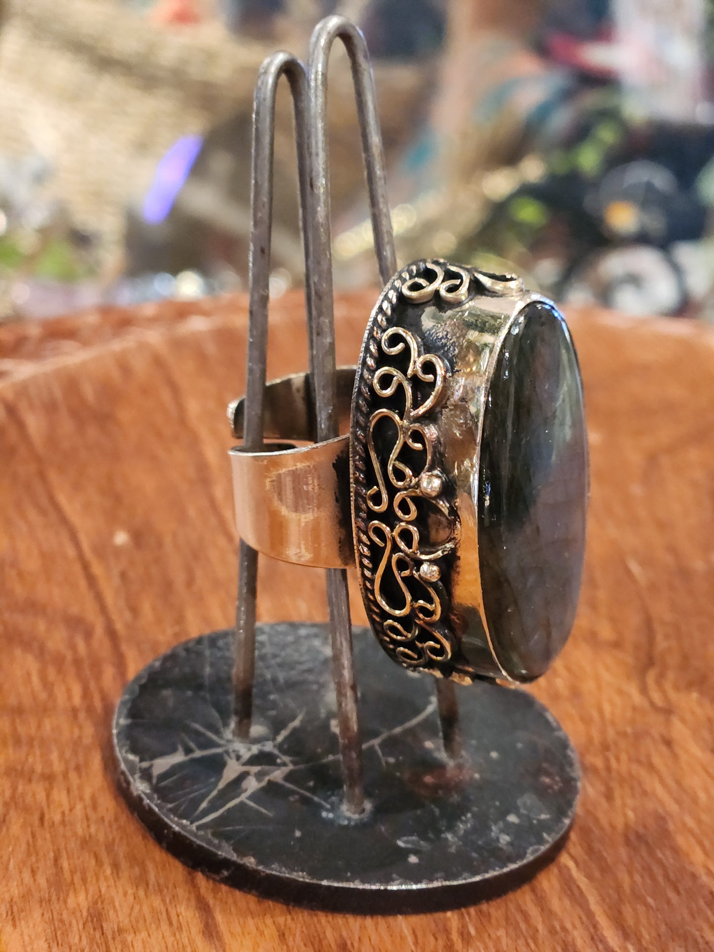 Oval Labradorite Ring