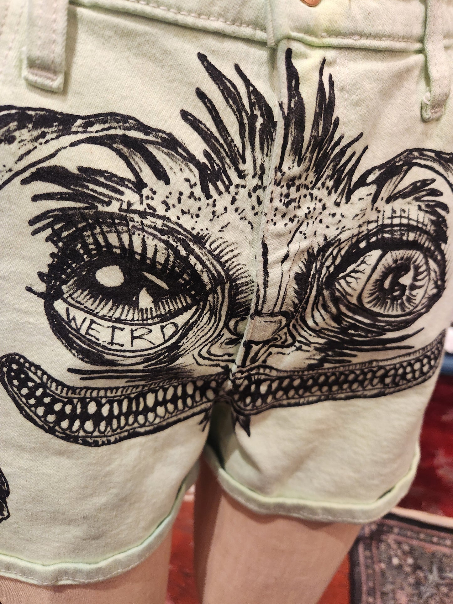Traumatism Art Minty Fresh Hare Shorts