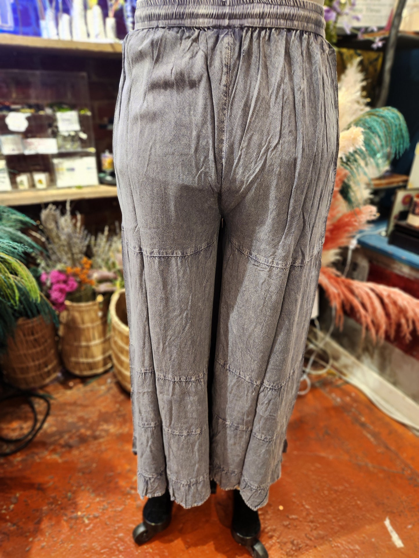 Ruffle bottom Stone Wash Pant  - Free Size ( multiple colors available )