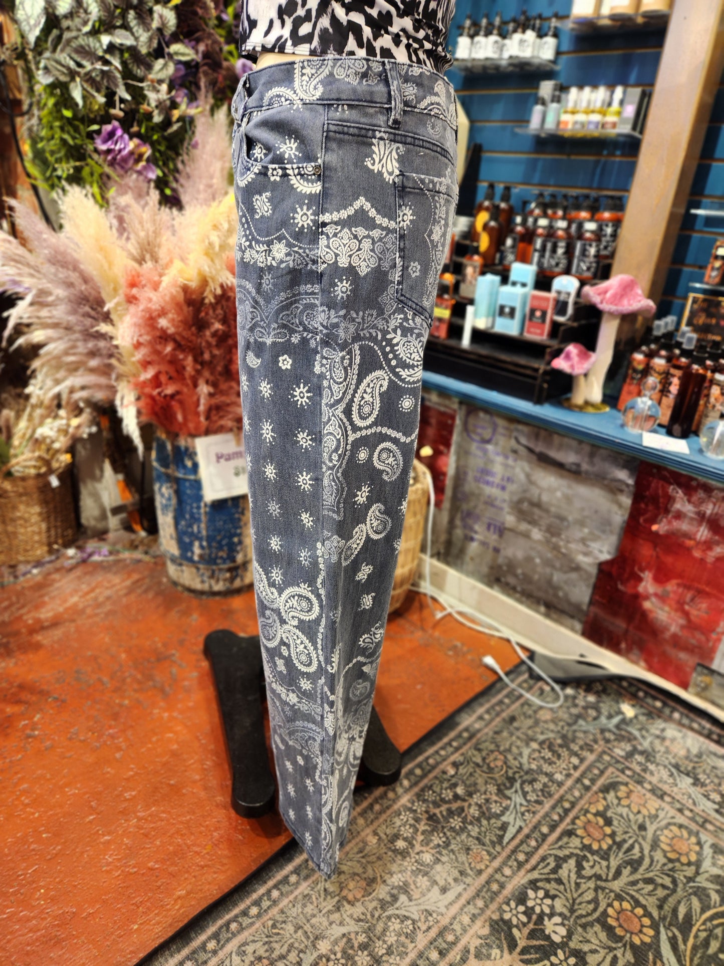 Wide Leg Bandana Twill Pants