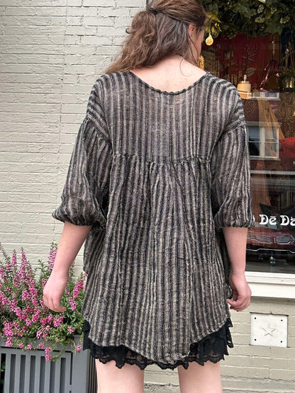 A-Line Stripes Top with Gathers 3/4 Sleeves - Black