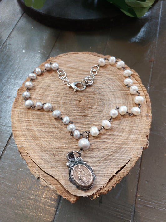 Fine Silver Bronze Medallion W/ Grey & White Pearls Chain Necklace *425N-9