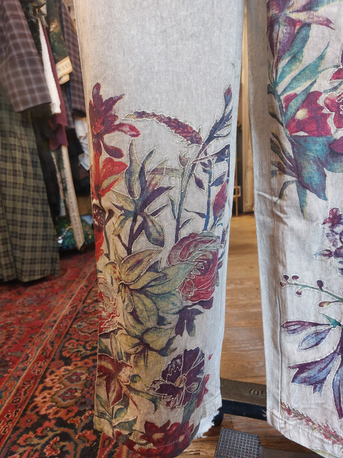 Khaki Floral Embroidery Pant