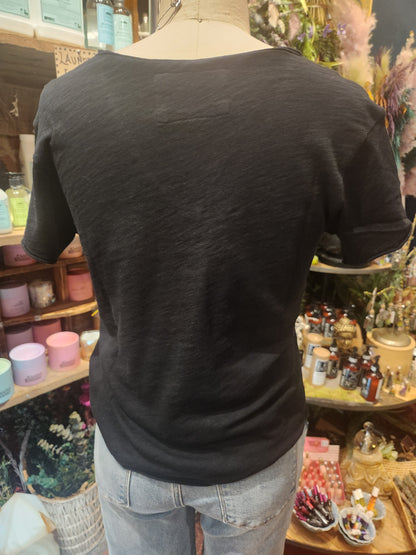 Vanya tee-black