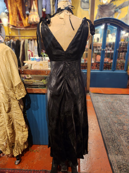 The Claudette Traffic People Dress - Tony Perrin*