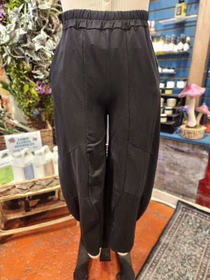 Saga Genie Barrel Pants