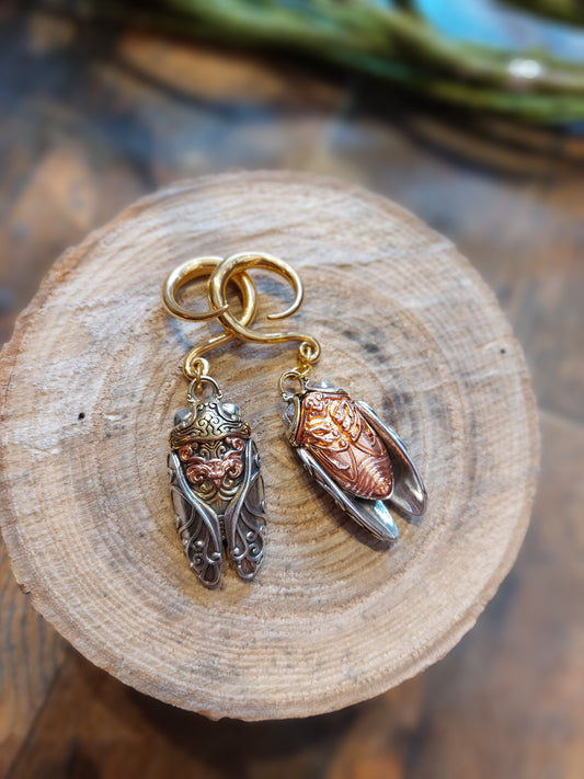 Mixed Metal Cicada Weights *IV97