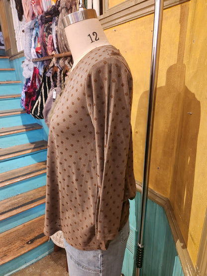 Long sleeve ruched back top-coconut-polka dot