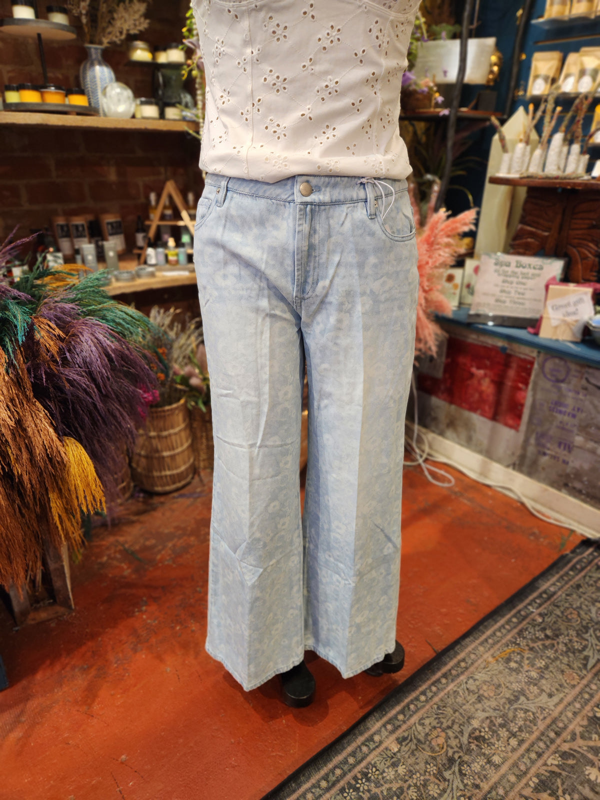 Flora Blue Jean