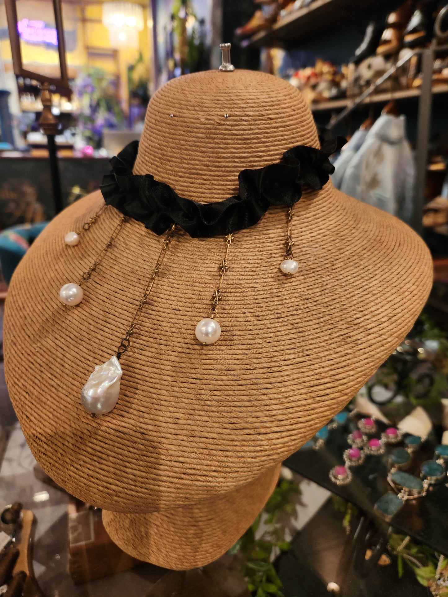 Claudette Pearl Choker