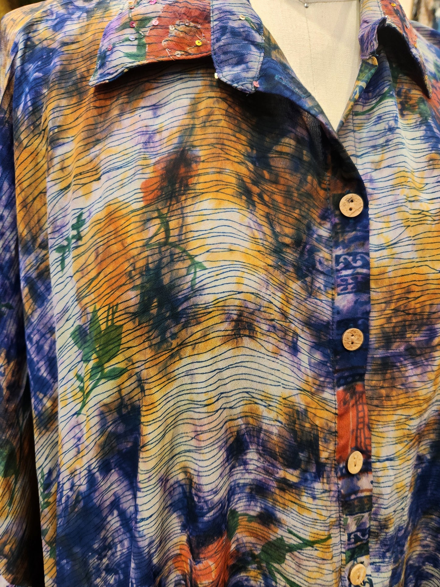 Crepe Sari Summer Nirvana Button Down