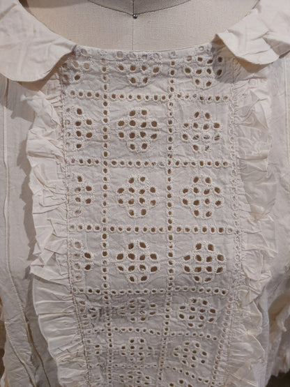 Vintage Style Eyelet Top - Ivory