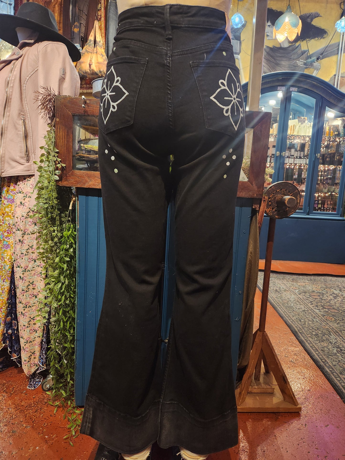 Splendid Symmetry Dear John Black Jeans - Dusty Kessel*