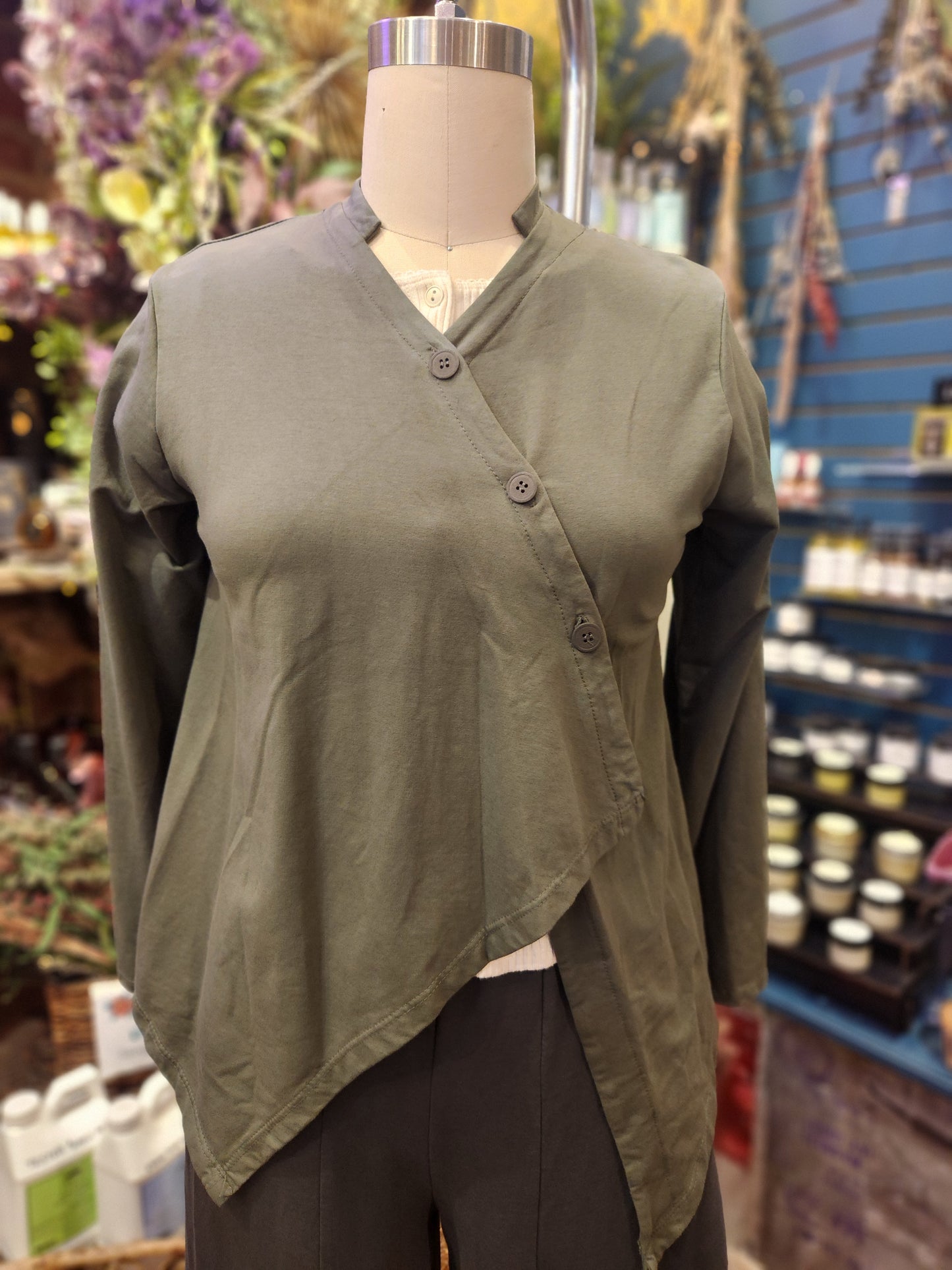 Saga Asymmetrical Top