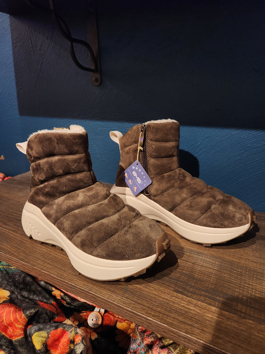 Brooke Quilted Tech Boot - Cuba Brown