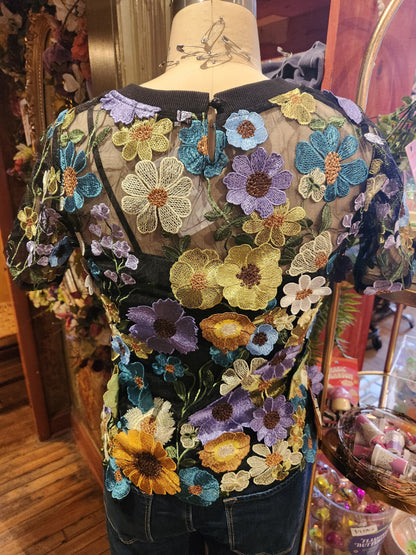 Embroidered Mesh Short Sleeve Top