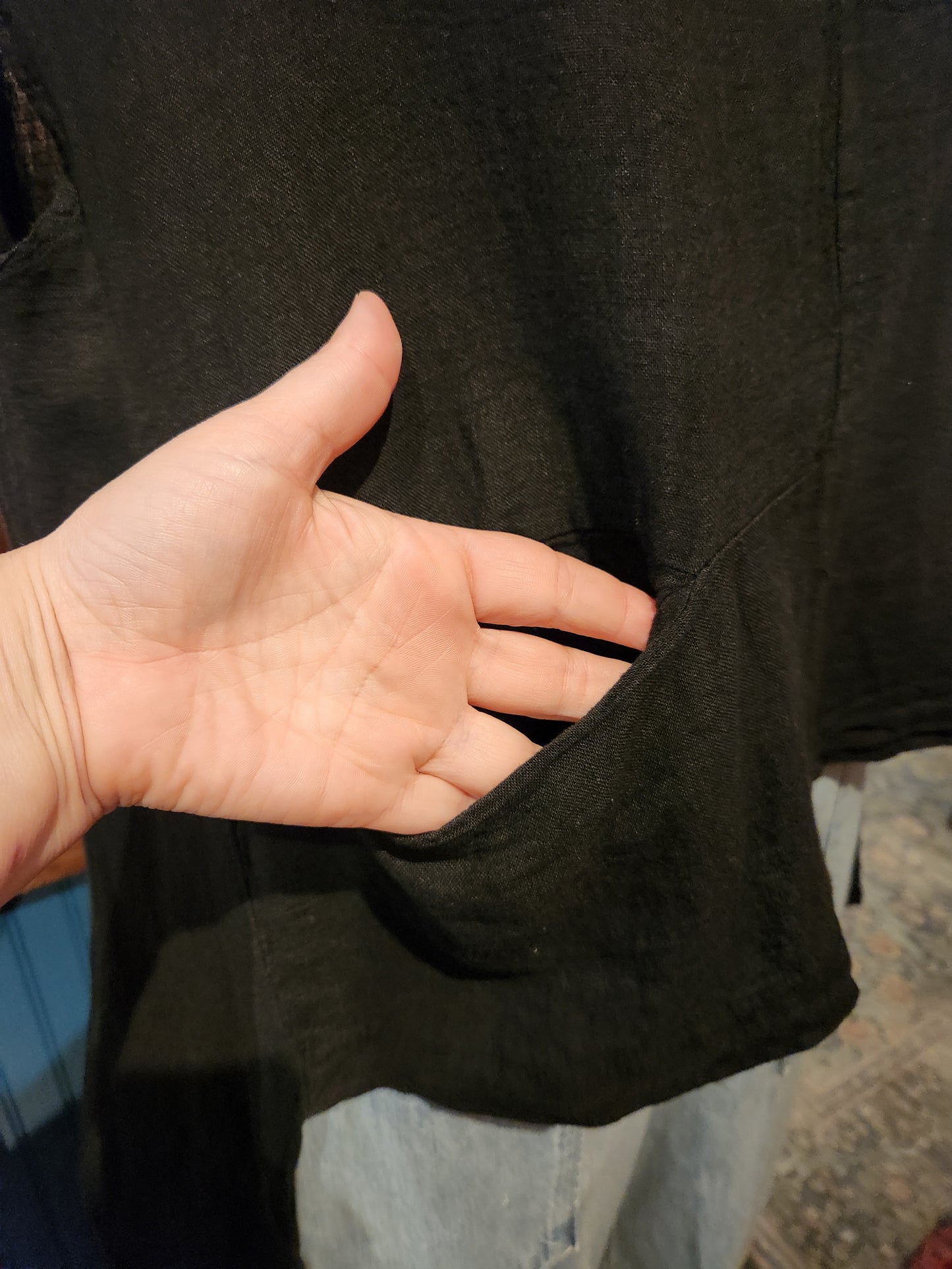 Muscle Sleeve One Pocket Hi-Lo Top