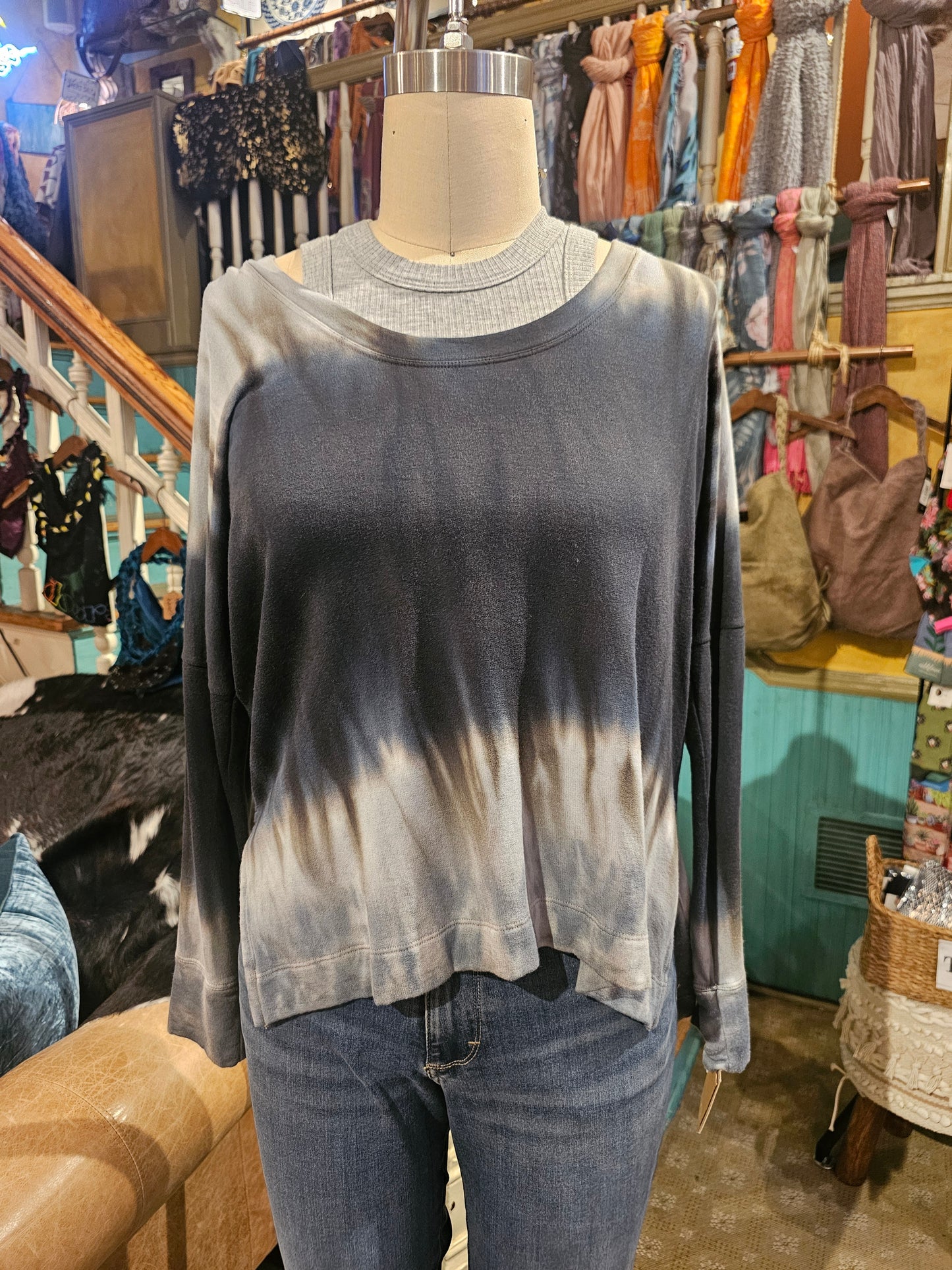 Savannah Sweatshirt - Black Pearl