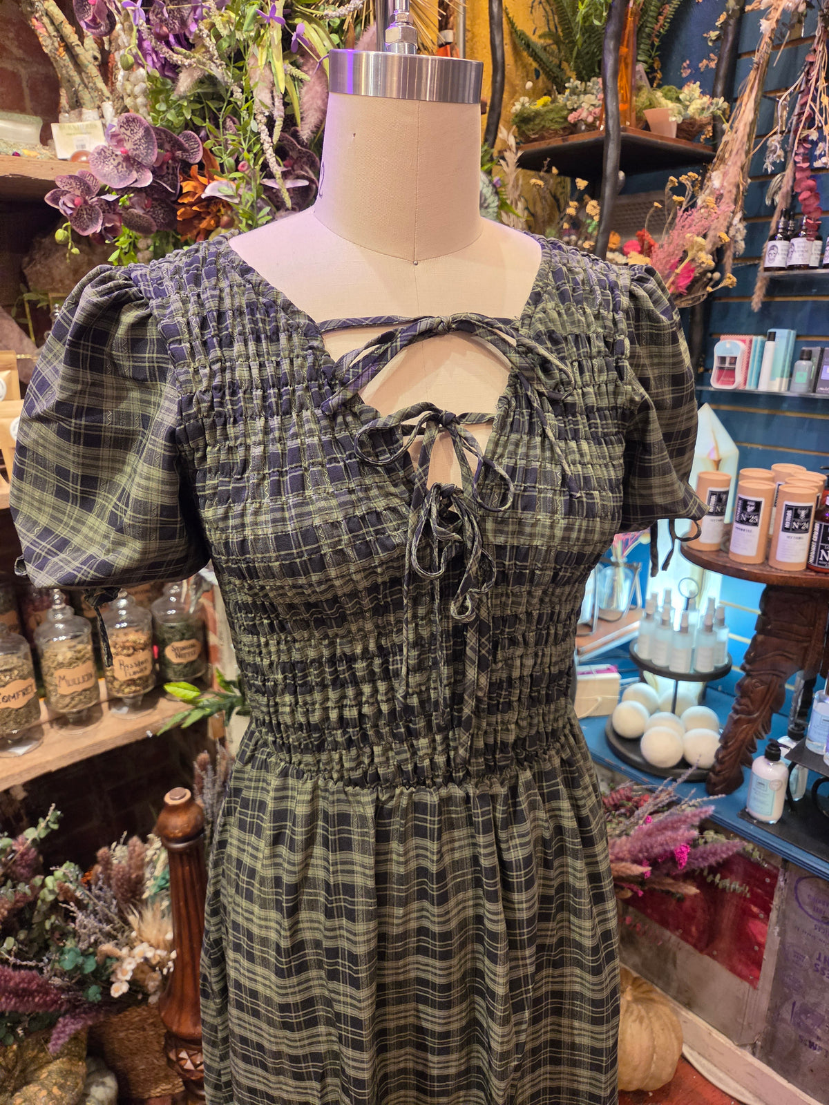 Green Check Shirred Bodice Tie Detail Midi Dress