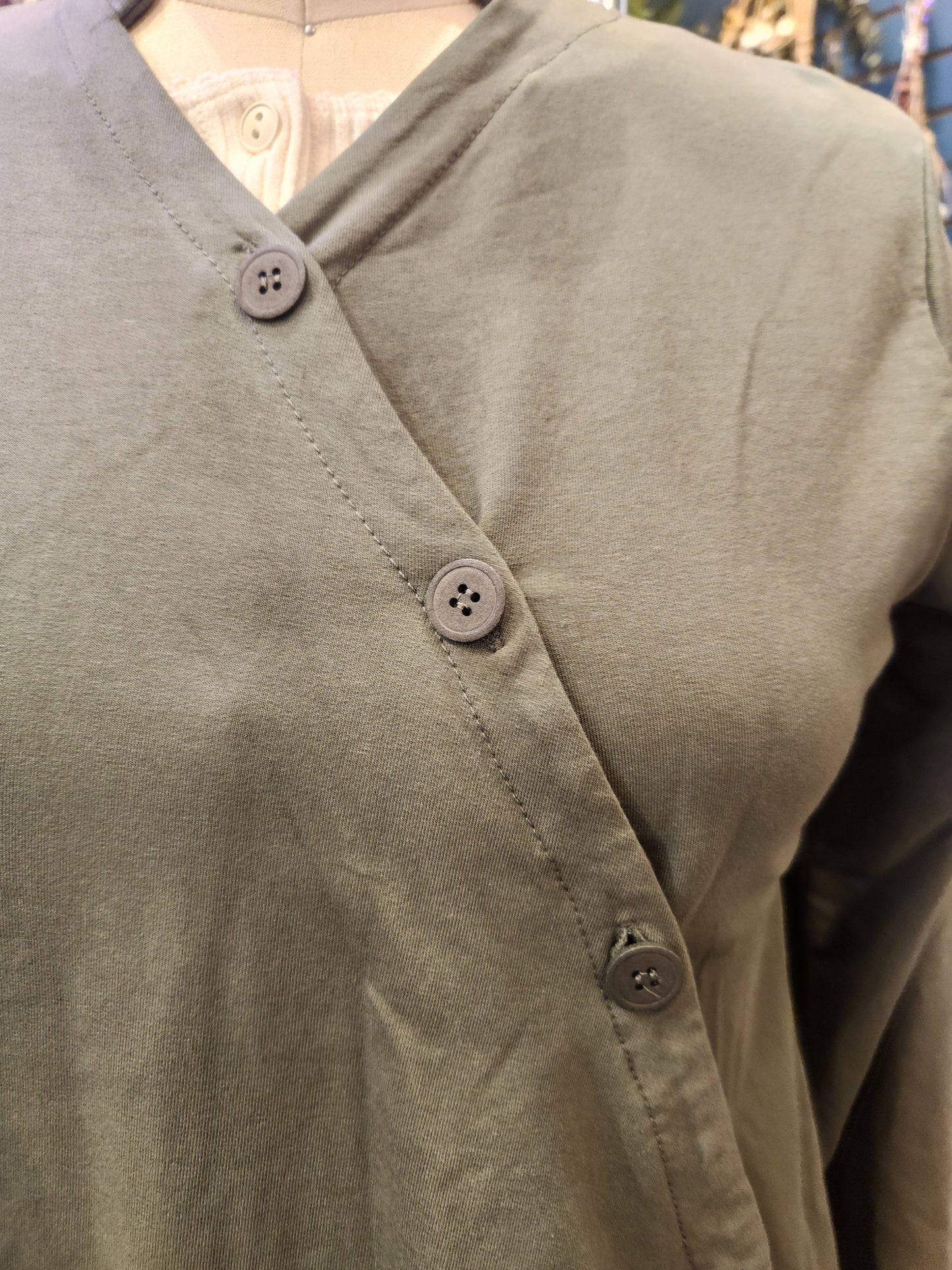 Saga Asymmetrical Top
