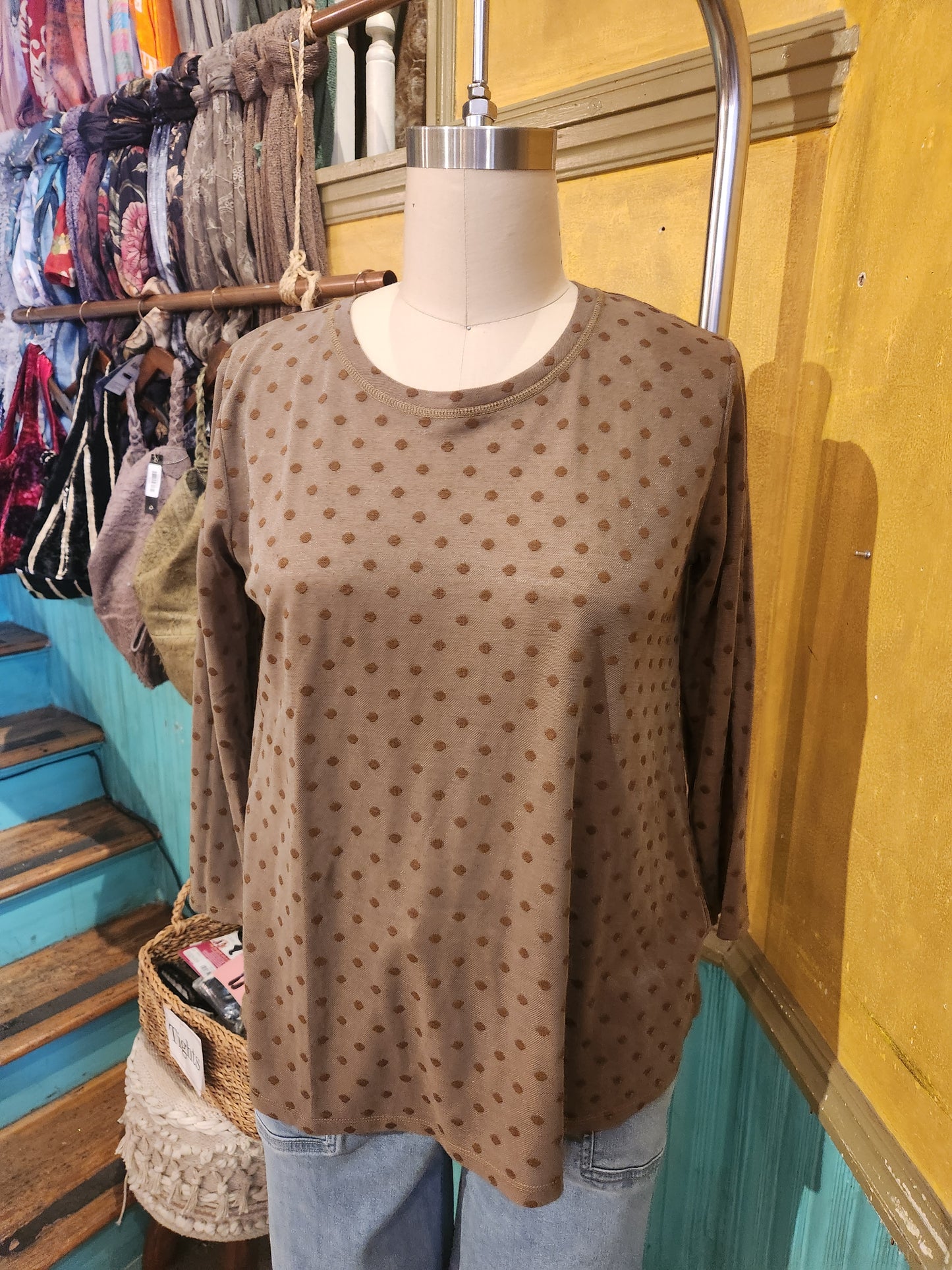 Long sleeve ruched back top-coconut-polka dot