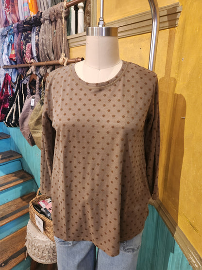 Long sleeve ruched back top-coconut-polka dot