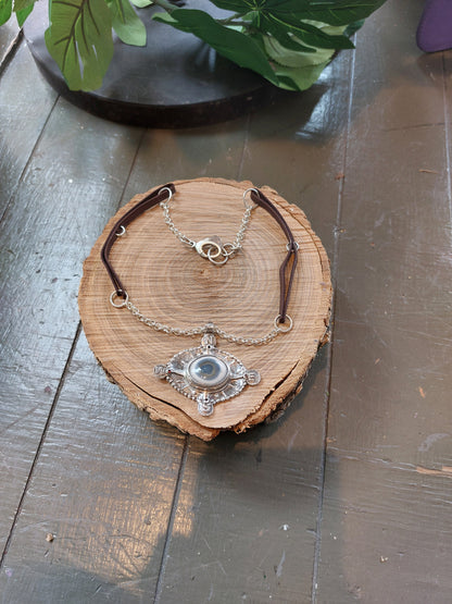 Fine Silver Solar Eye Quartz W/ Leather Chain Necklace *425N-3