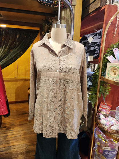 One Size Boyfriend Shirt - Sand Bandana