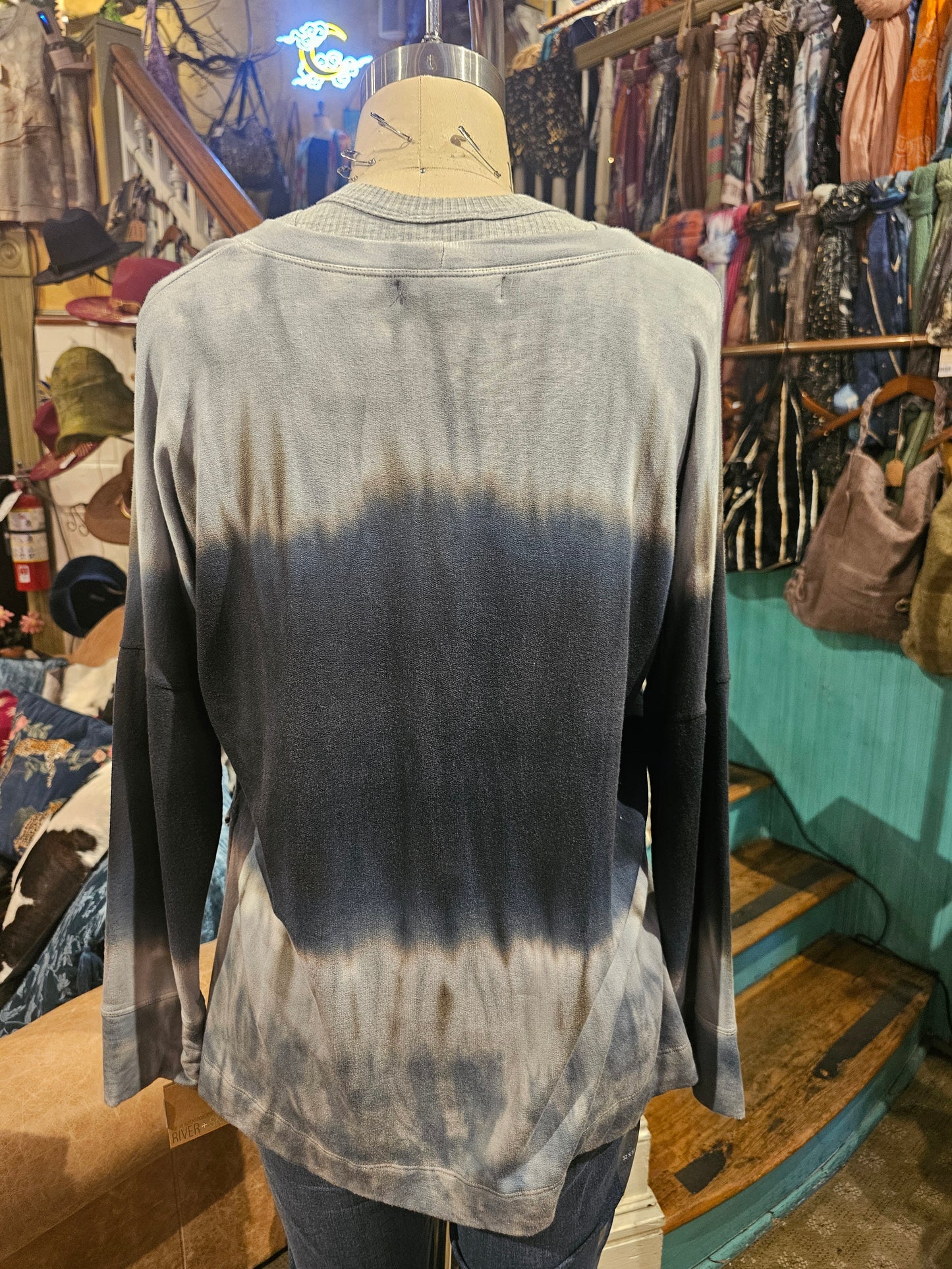 Savannah Sweatshirt - Black Pearl